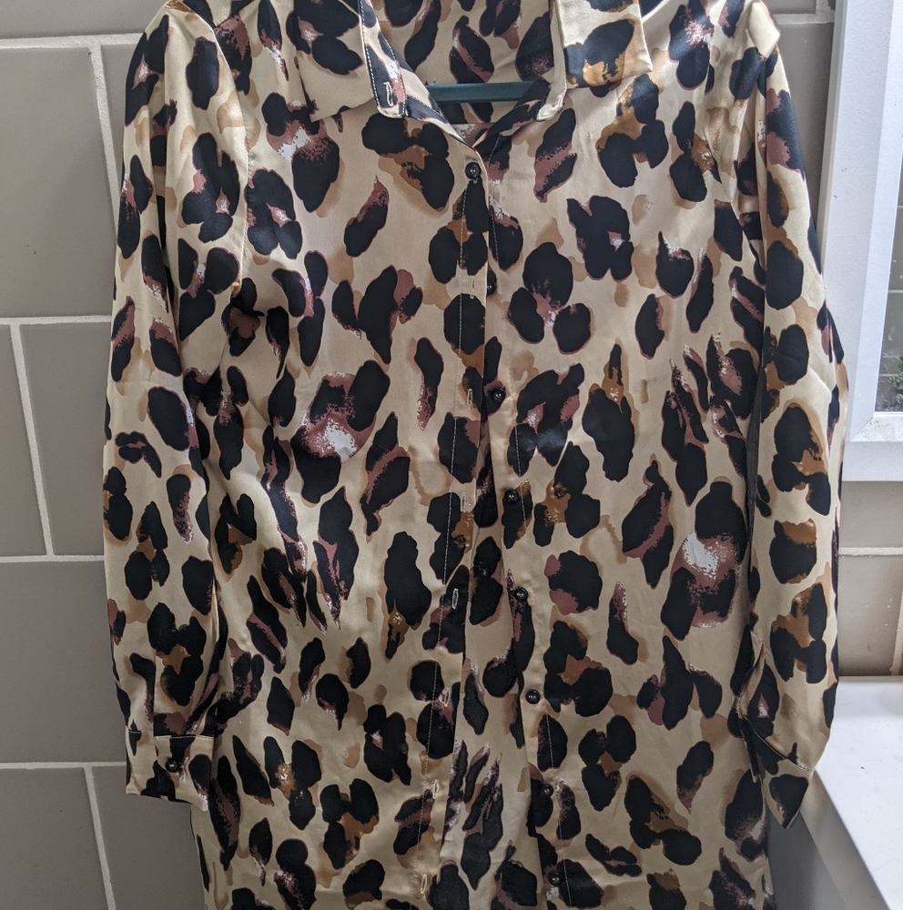 Forever 21 leopard print dress shirt